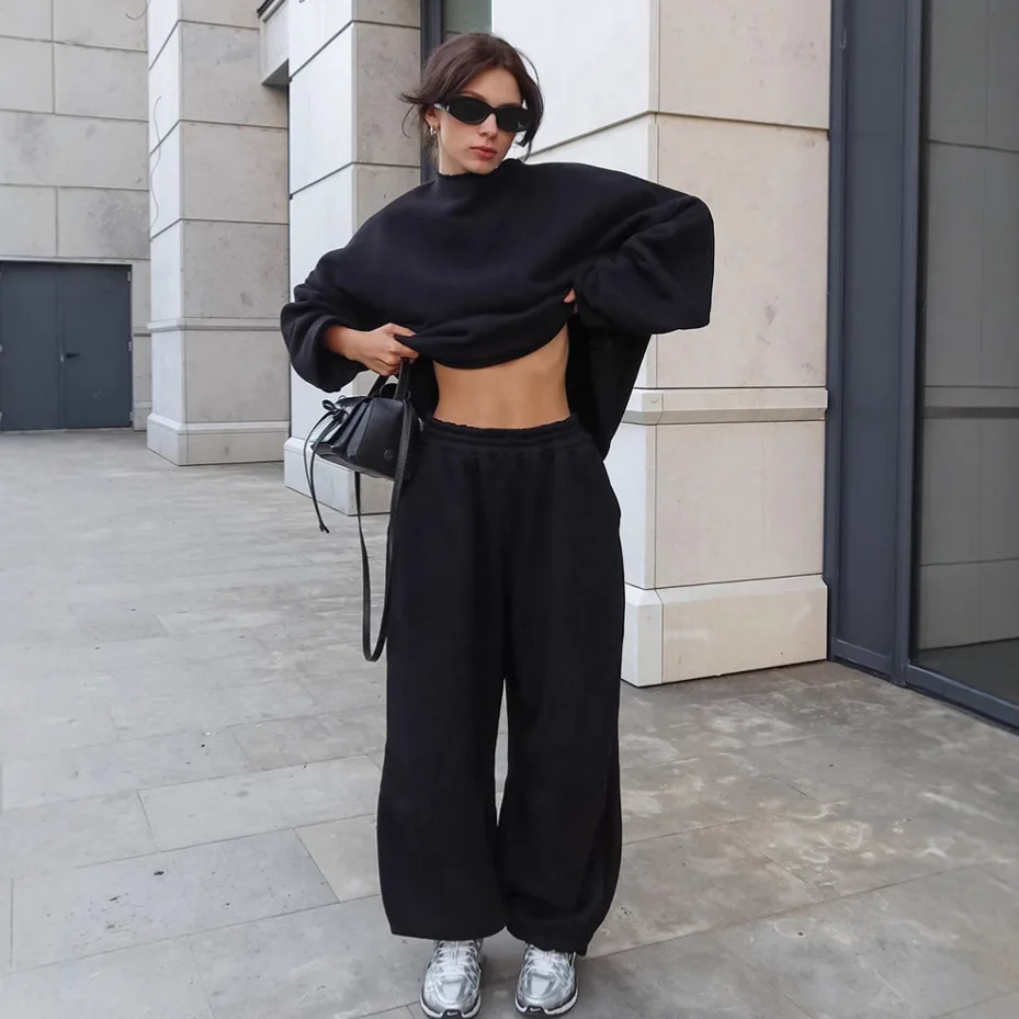 

2025 Women Solid Color 2-Piece Set O-neck Flare T-Sleeve T-Shirt Top Loose Straight Pants Casual Streetwear Sports Commuter Set