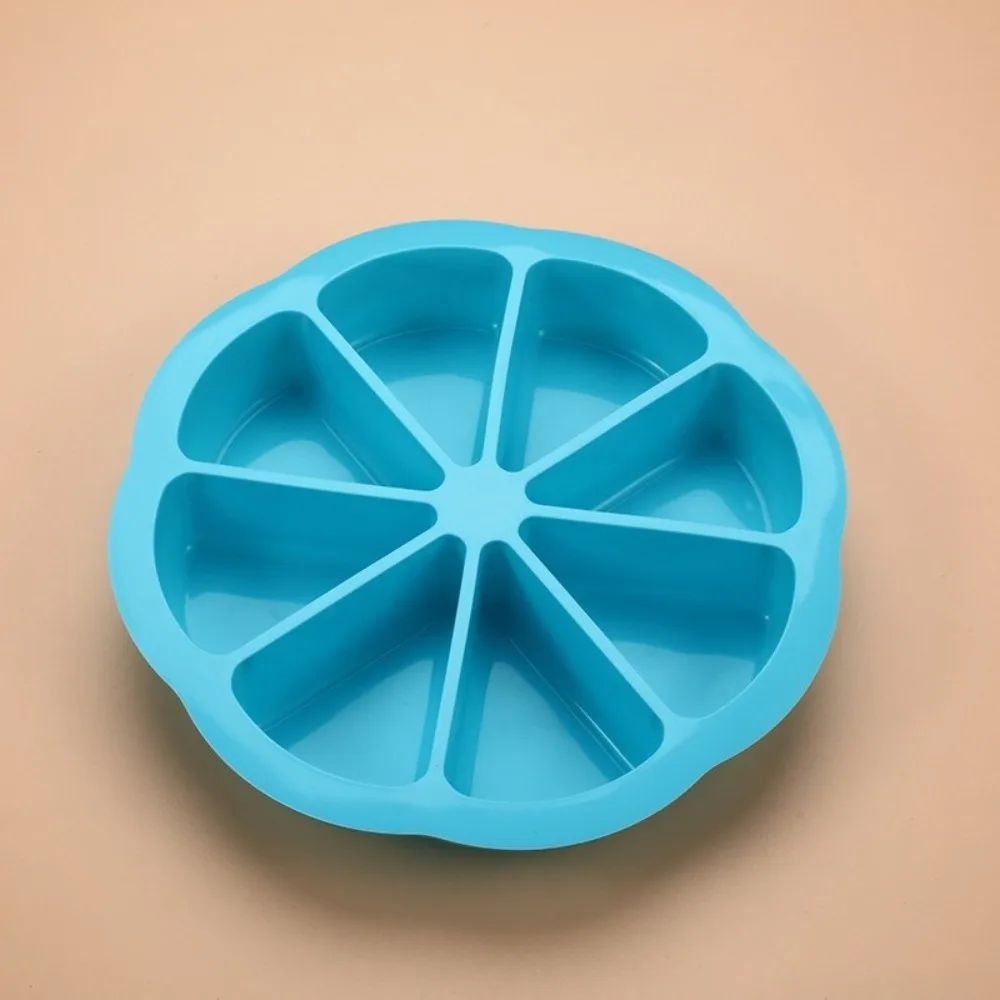 New Soft Silicone Scone Baking Pan BPA Free Triangular Shape Cake Round Scone Pan 8-Cavity Non-Stick Mould Kitchen Gadgets