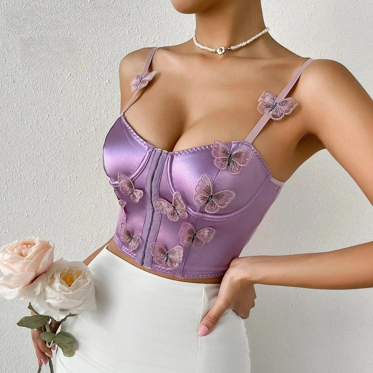 

Women Summer Skinny Camisole Sexy Sleeveless Backless Bustier Chic Tops Female Satin 3D Butterfly Decor Crop Tops Corset Tops