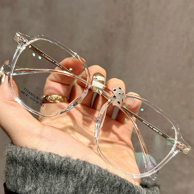 Women's Fashionable Reading Glasses Super Light and Versatile Anti-blue Light Glasses for Middle-aged and Elderly image 3