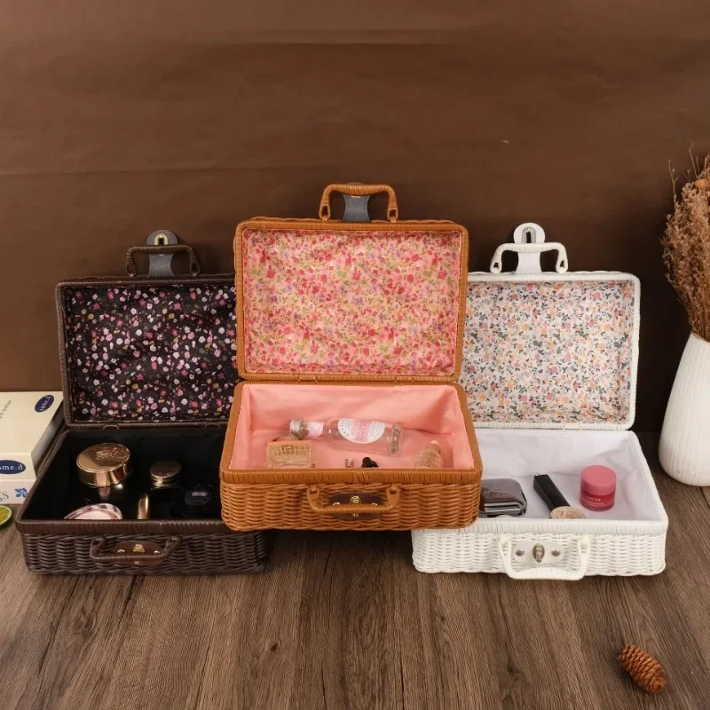 Handmade Wicker Suitcase Portable Dust-proof Round Picnic Basket Large Capacity Anti-impact Rattan Woven Luggage Box for Home