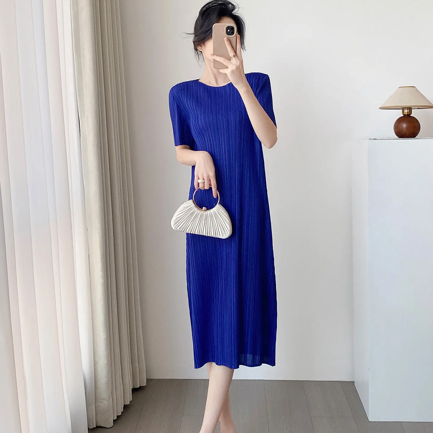 

Miyake Folds 2026 Spring and Summer New Fashion Dresses Women Blue Slim Casual Temperament Age Reduction Medium-length Dresses