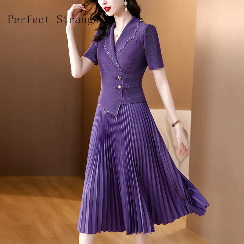 

Summer Dress 2024 New Nü'shi Pleated Dress Temperament Sexy Simple Pleated Oversized A-line Long Skirt O-Neck Robe