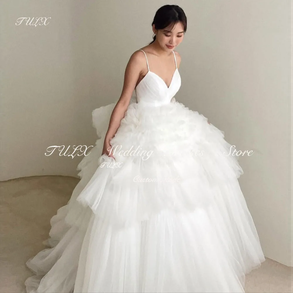 

TULX Fairy V Neck Strap Wedding Dress Korea Outdoor Photo Shoot Ivory Tulle Corset Long Tiered Bridal Gowns 웨딩드레스 Customized
