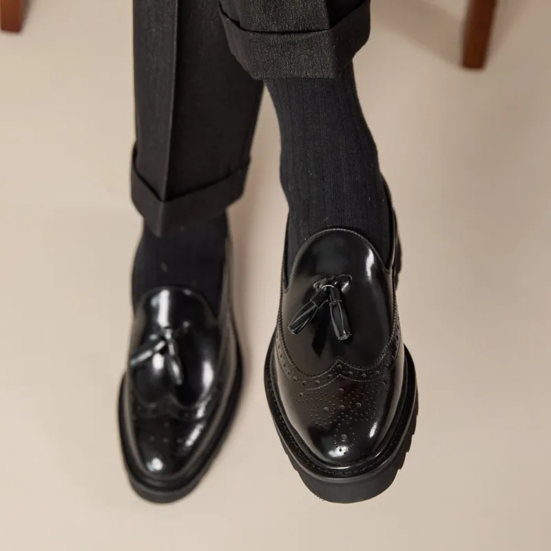 

British Handmade Tassel Leather Shoes Men's Brogue Carved Slip on Business Wedding Casual Work Commuting Loafers Male Black