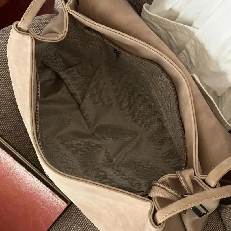 حمل حقيبة المرأة خياطة سعة كبيرة حقيبة كتف جلدية السيدات خمر عادية الشارع حقيبة تحت الإبط 2025 #4