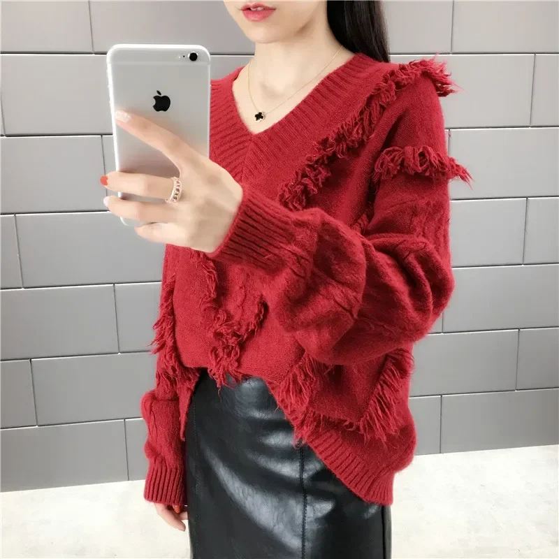 2024 musim gugur/musim dingin wanita baru V-neck warna Solid Pullover Fashion Sweater gaya malas rumbai rajut Underlay seru Off