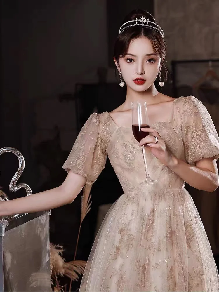 Affascinanti abiti da sera champagne da sposa slim a-line maniche corte moda colletto quadrato lunghi abiti da ballo per banchetti abiti