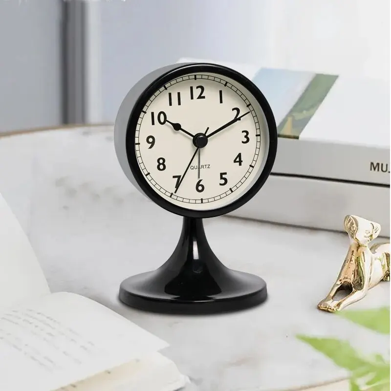 Nordic Metal Round Alarm Clock, Vintage Creative Silent Table Clock, Student Bedside Nightlight Clock, Room Decor, Home Decor