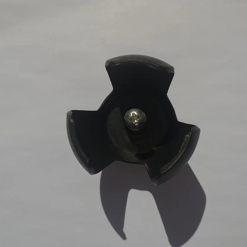 Penjepit bola pemetik Golf, aksesori perlengkapan Golf karet nyaman dan praktis 1 buah