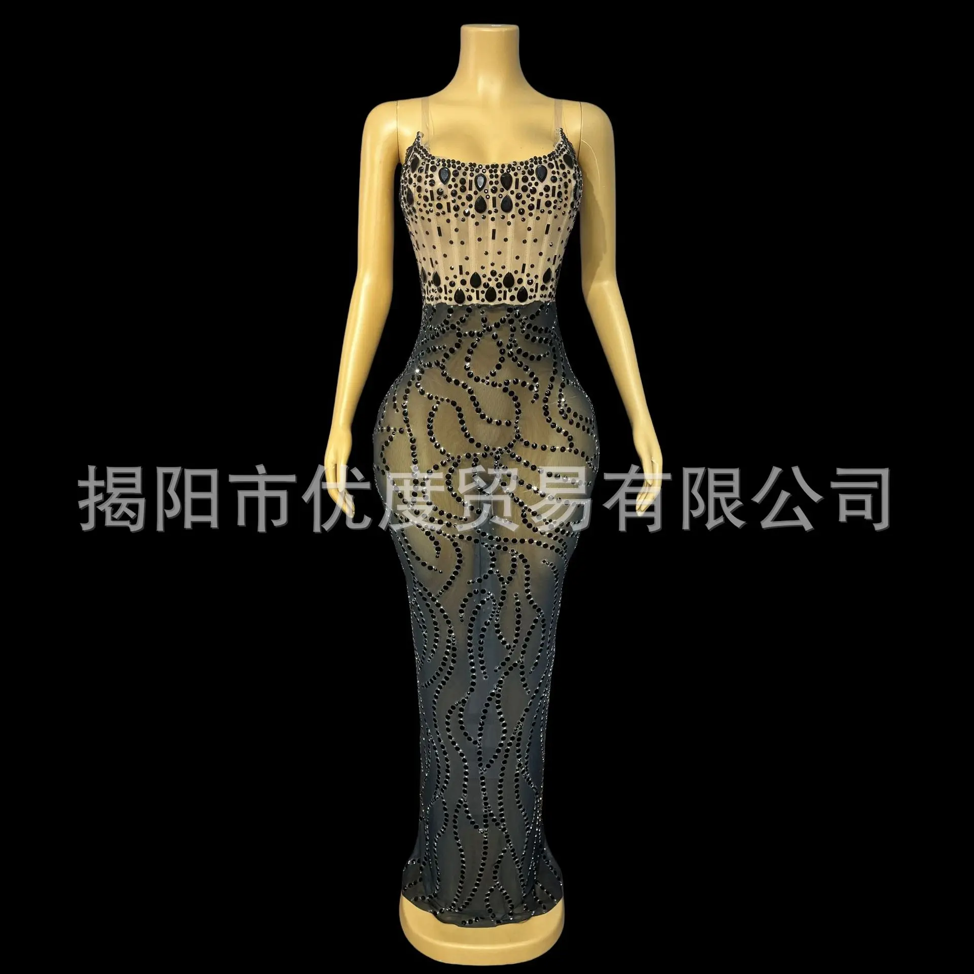 أنبوب أعلى الخصر أسود لامع حجر الراين تمتد فستان بكتافة عيد ميلاد زائدة فستان الخفافيش الجناح vestidos festas eدثونز جميلة على الإطلاق