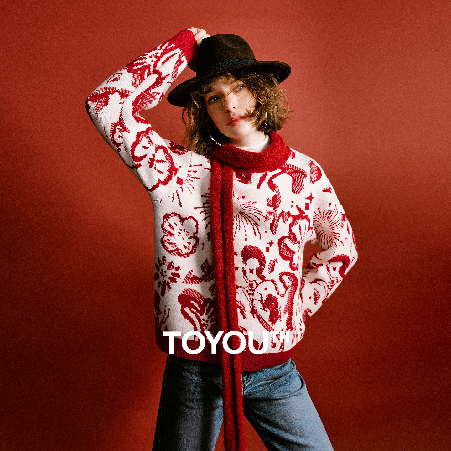 

TOYOUTH Mengzhu Daji New Year Co-branded Sweater for Women 2025 Winter New Crew Neck Loose Year of the Horse Art Totem Top​