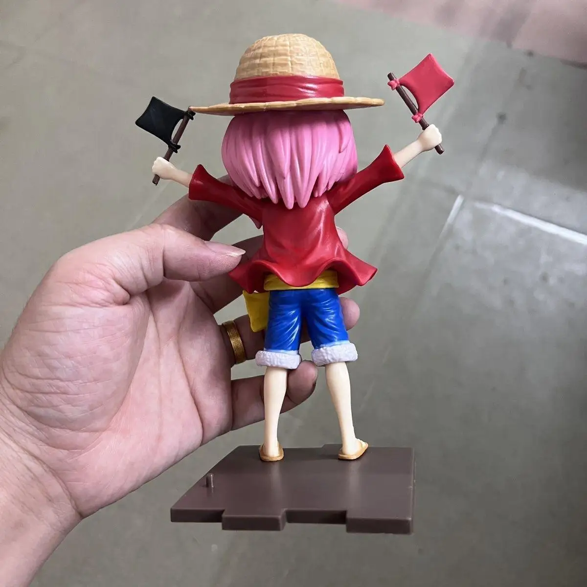 18 ซม.อะนิเมะ Anya Forger COS Luffy ยืนท่าทาง Action Figure PVC ของเล่นตุ๊กตาเดสก์ท็อปเครื่องประดับคอลเลกชันของขวัญ