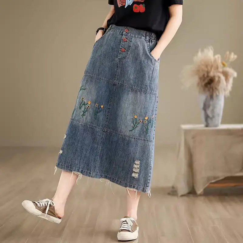 Literário Artístico Tamanho Grande Saia Denim Bordada, Angustiada Saia Solta A Linha, Bordas De Pele, Casual Elástica Na Cintura, Jeans Suaves, K808