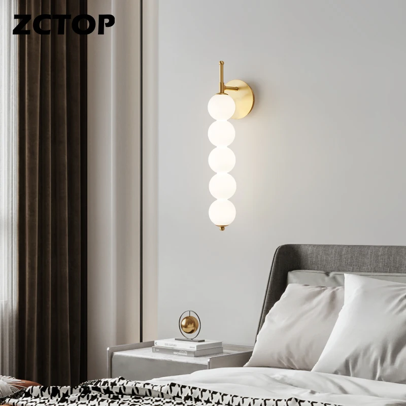 Lampada da parete nordica a LED in rame Lampada da parete moderna in vetro Lampada da parete in oro nero per soggiorno Camera da letto Comodino Decor Illuminazione AC110V