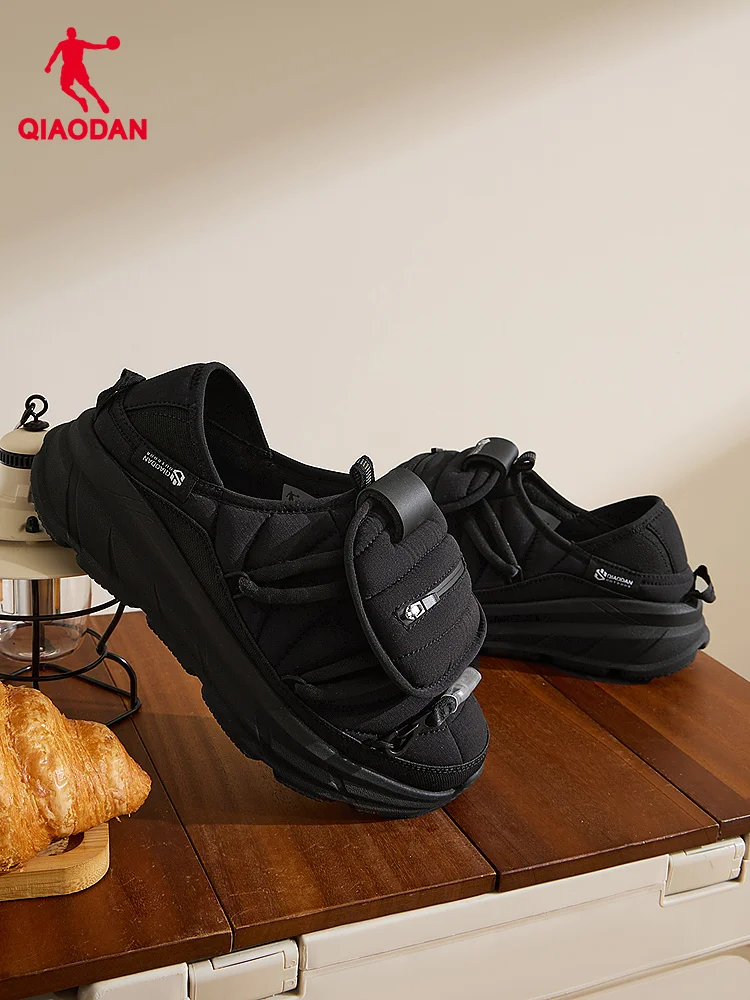 

QIAODAN Walking Shoes 2025 Winter Slip-On Warm Lined Casual Cotton Shoes Men's Low-Top Comfort Lightweight Sneakers QXF193244901