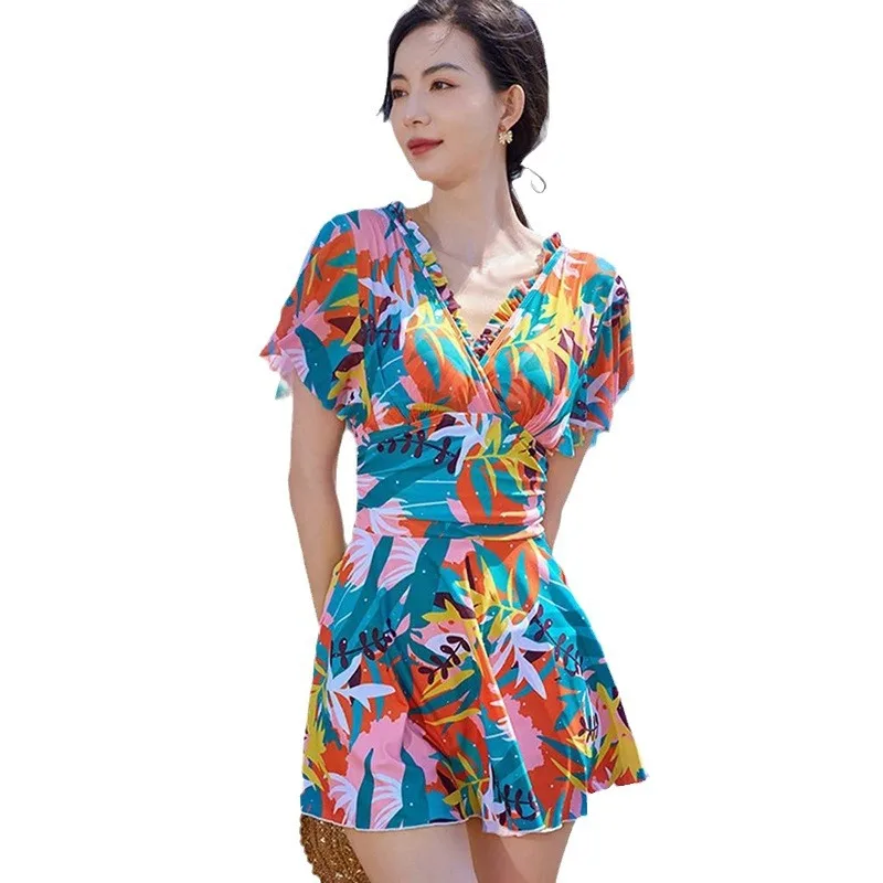 2024 New Women\'s Swimsuit Large Size Microfat One-piece Conservative Thin Swimsuit