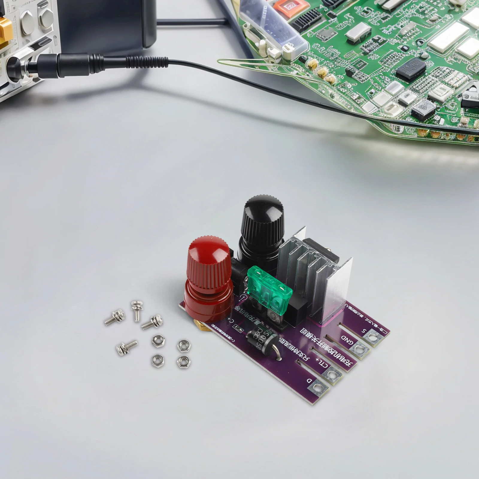 Easy to use charge control module for DL24EW electronic load featuring safety features to prevent overheating and short circuits