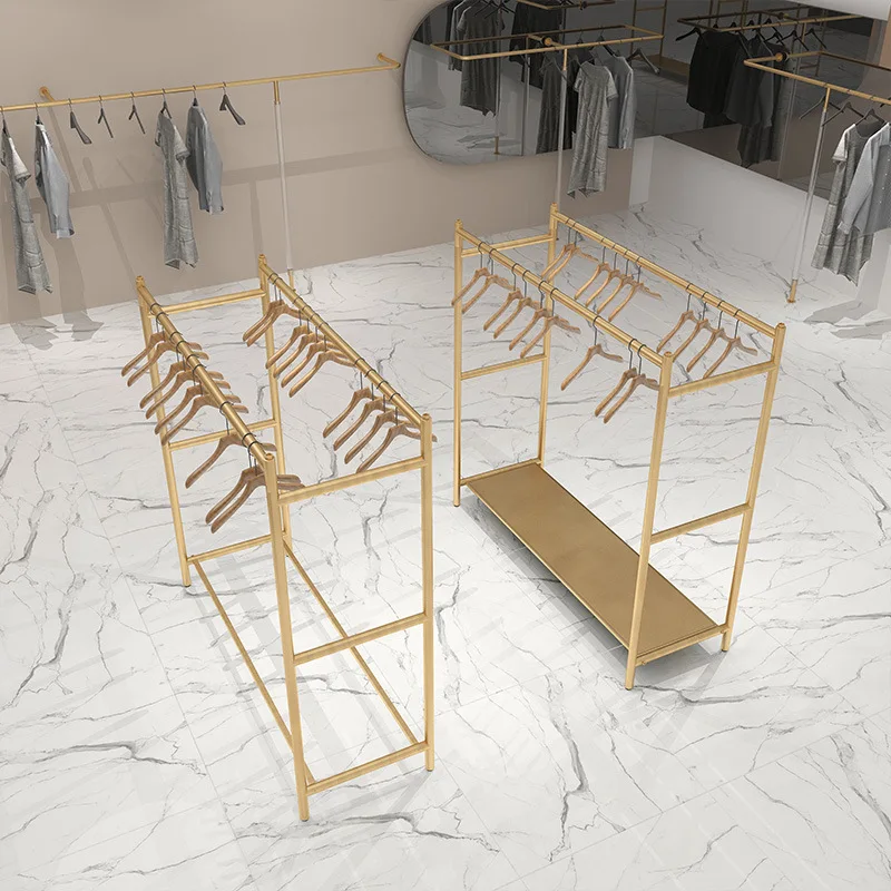 

Магазин одежды Двухрядная витрина Nakajima, золотая вешалка, магазин мужской и женской одежды от пола до потолка