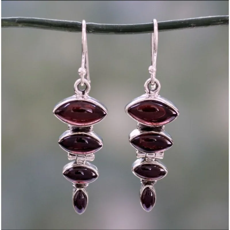

Vintage Round Oval Inlaid Red Stone Earrings Geometric Creativity Silver Color Dangle Earrings for Women Jewelry