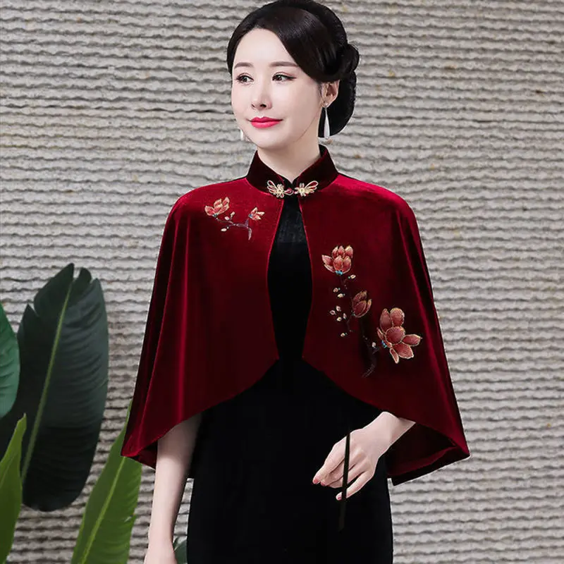 Spring Autumn Embroidered Temperament Elegant Coat Solid Ponchos Casual Sleeveless 2023 New Vintage Buttons Women's Clothing