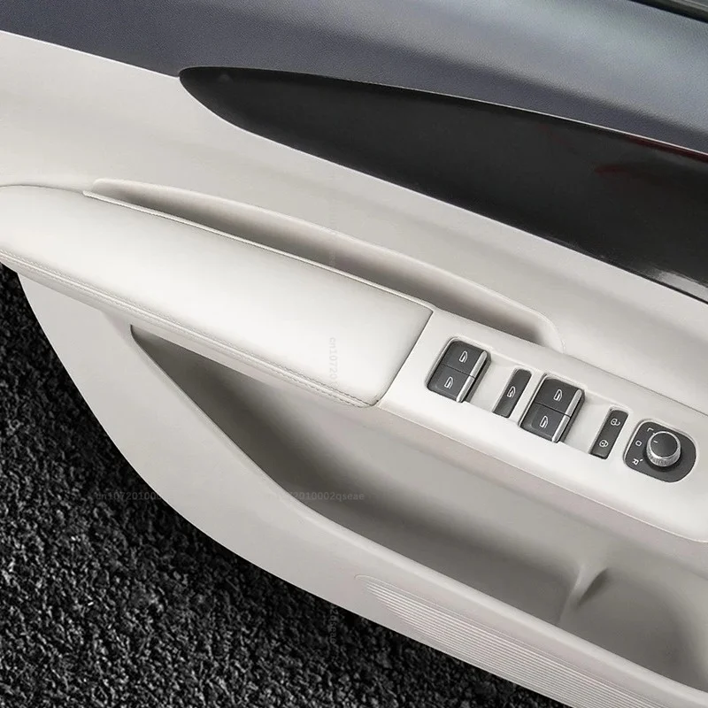 Für Geely EX2 Proton e.MAS 5 2025 2026 Schutzpolster für das Kennzeichenhebe-Panel aus Silikonmaterial, Innenausstattung. – Detail 6