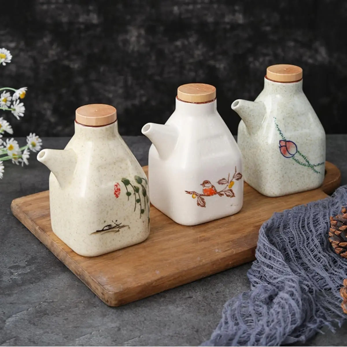 Dispensador de salsa de soja de cerámica, dispensador de vinagre japonés, olla para vertido de condimentos líquidos, botella para vertido de vinagre, aceite de oliva