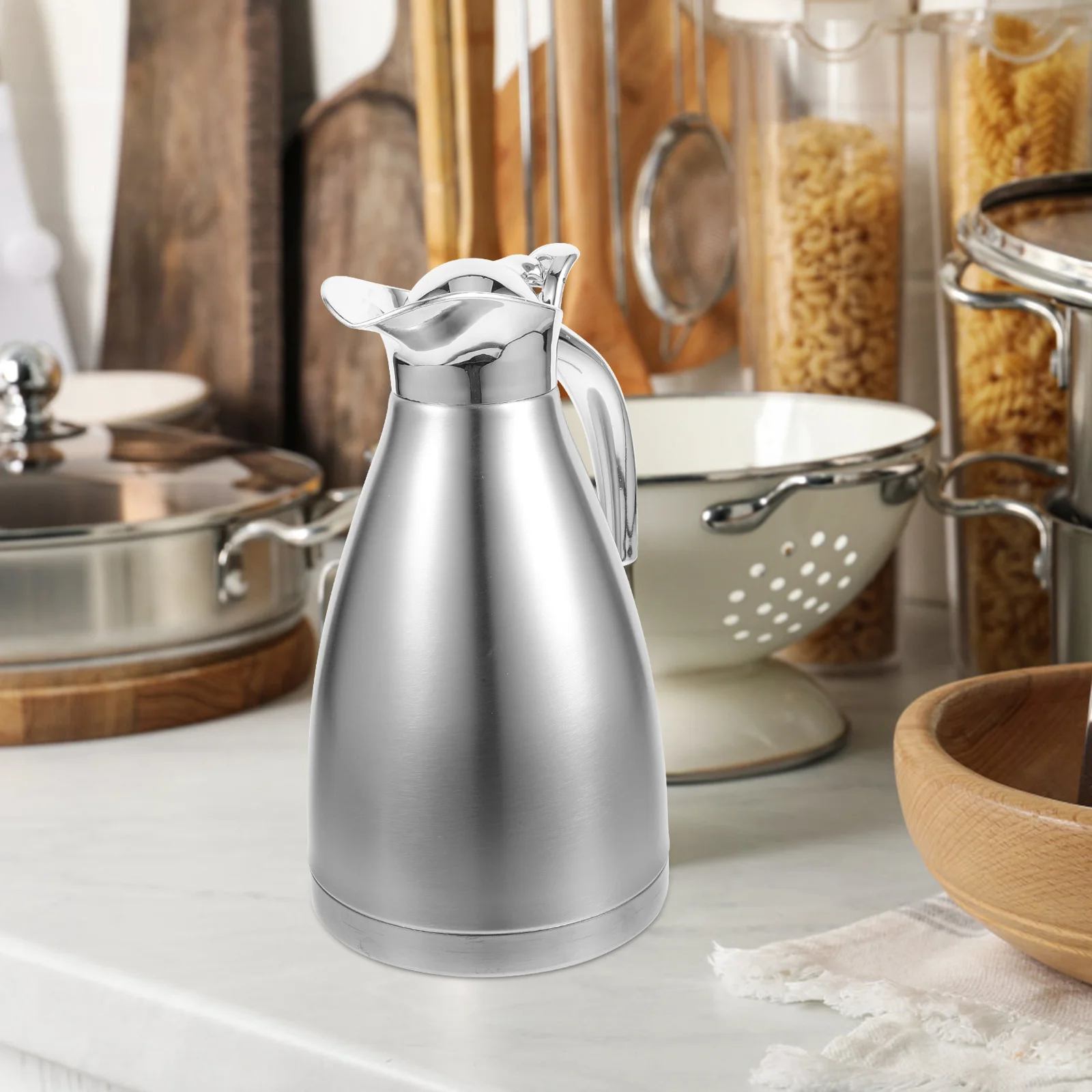 

1.5L Stainless Steel Cold Water Pot Single Layer Insulated Large Capacity For Home Office Travel Use Coffee Jug Kitchen Barware