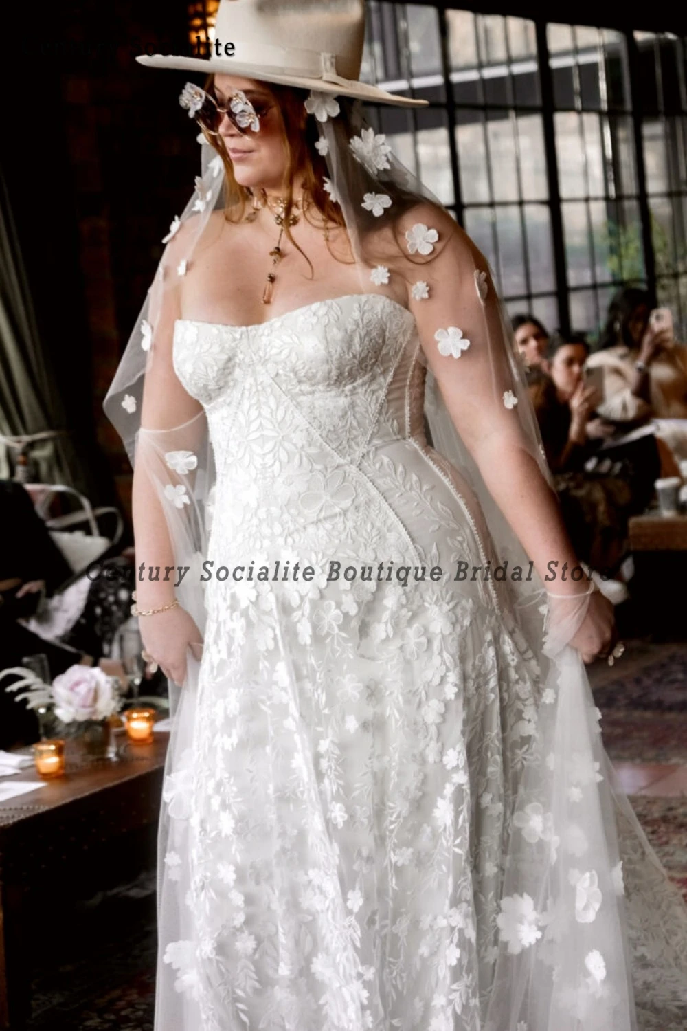 Robe de mariée florale bohème pour femme, sans bretelles, broderie de fleurs colorées, dentelle, patients, tout ce qui est pour la mariée, personnalisée