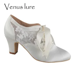 Venus lure Customized Chunky Heel Ivory Wedding Booties Ivory Embroidered Boots Closed Toe Bridal Ankle Boot