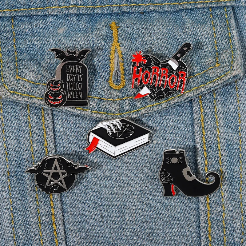 Horror Dark Enamel Pins Halloween Bat Magic Book Brooches Punk Knife Heart Witch Boots Lapel Badges Gothic Jewelry Accessories