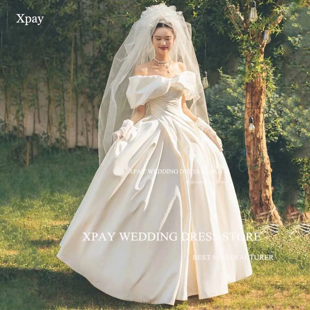 

XPAY Off The Shoulder Korea A Line Wedding Dresses Elegant Satin Pleat Bridal Gown Photos Shoot Backless Bride Dress With Gloves