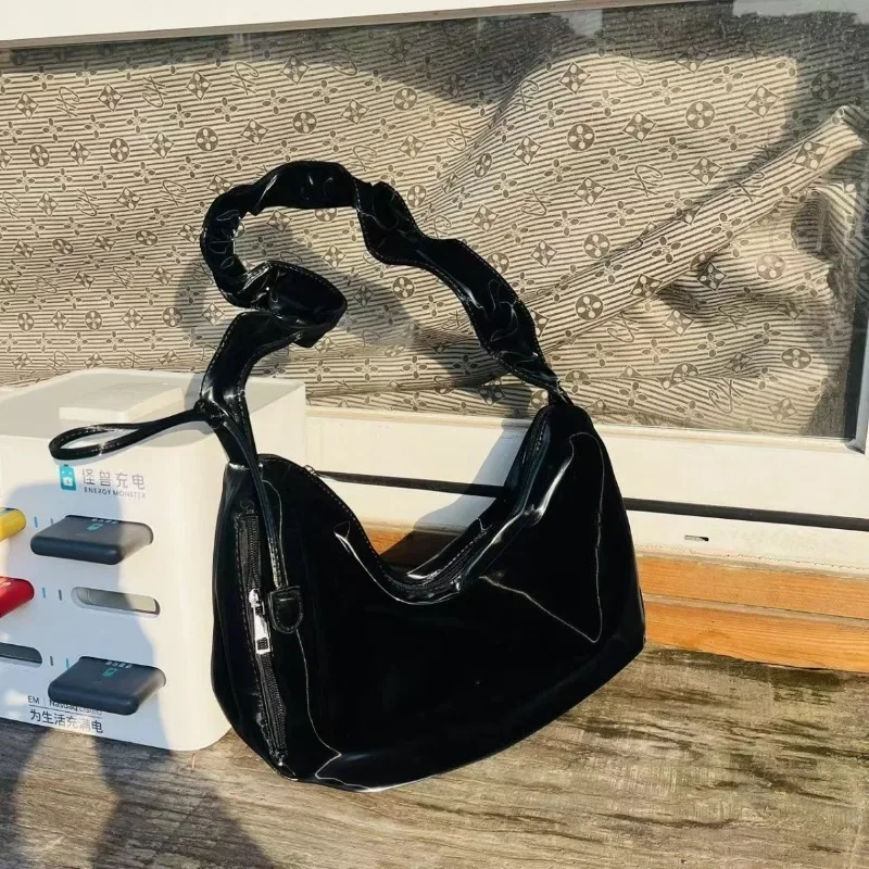 

2024 New Fashionable Women's PU Shoulder Bags Casual Solid Color Crossbody Bag Pleated Large Capacity Versatile Handbag Purse