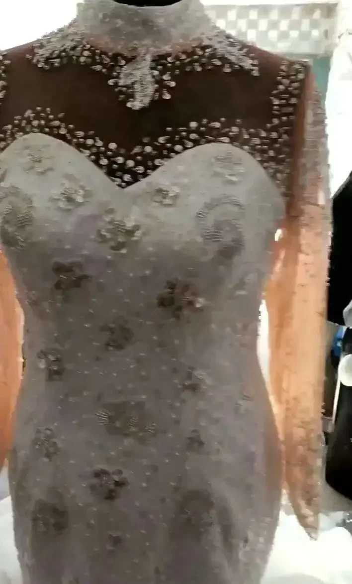 Suknia Ślubna Syrena z Wysokim Dekoltem, Aplikacjami z Błyszczących Koralików, Organza, Kaskadowe Falbany, Vestidos De Novia