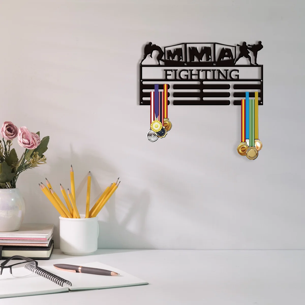Artículo personalizado Honor Free Fighter Athlete: Soporte personalizado para medallas, soporte para cintas con nombre, organizador de premios deportivos, ahorrador de espacio
