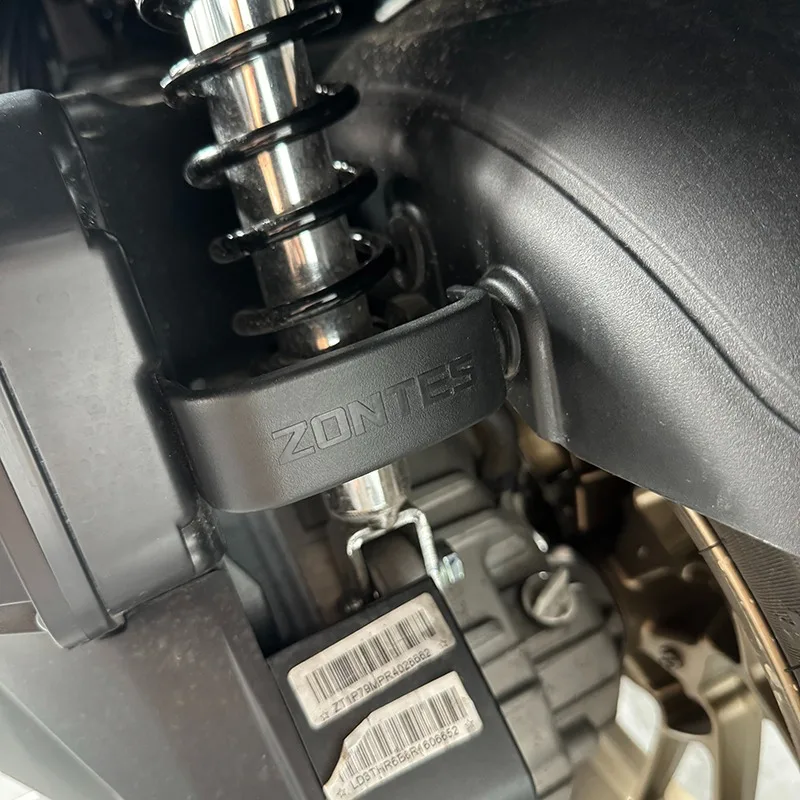 

Suitable for ZONTES 350D/E/M motorcycle air filter inner mud plate installation bracket, air filter fixing bracket accessories