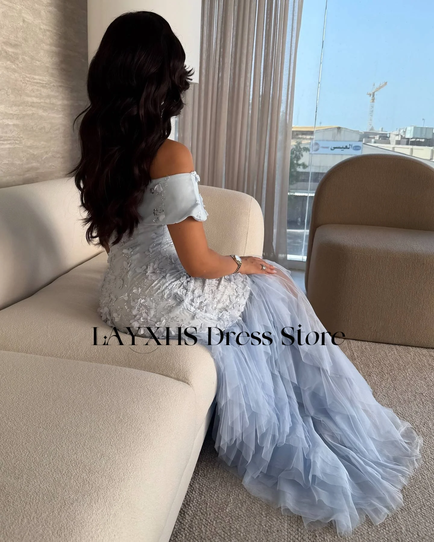 LAYXHS Wykwintne Sukienki Wieczorowe z Odkrytymi Ramionami, Syreni Krój, Kwiaty, Koraliki, Tiul, Warstwowe Falbany, Sukienki na Bal Maturalny, Szyte na Miarę