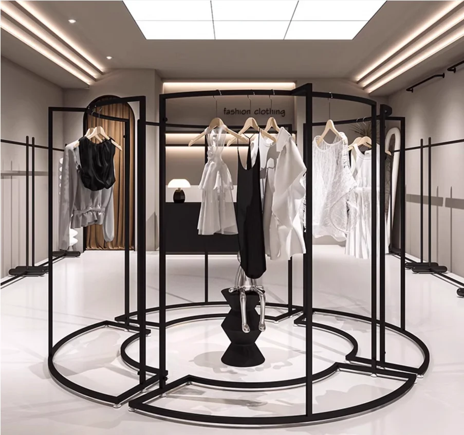 Iron black clothing display rack is placed in the middle of the Nakajima shelving clothing store