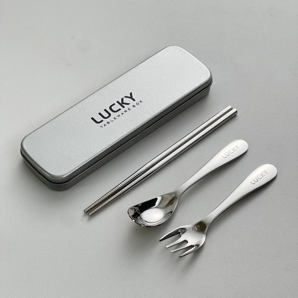 Draagbare 316 roestvrijstalen bestekset Reisgerei met koffer Herbruikbare lepel Vork eetstokjes voor kinderen Lunchbox Camping