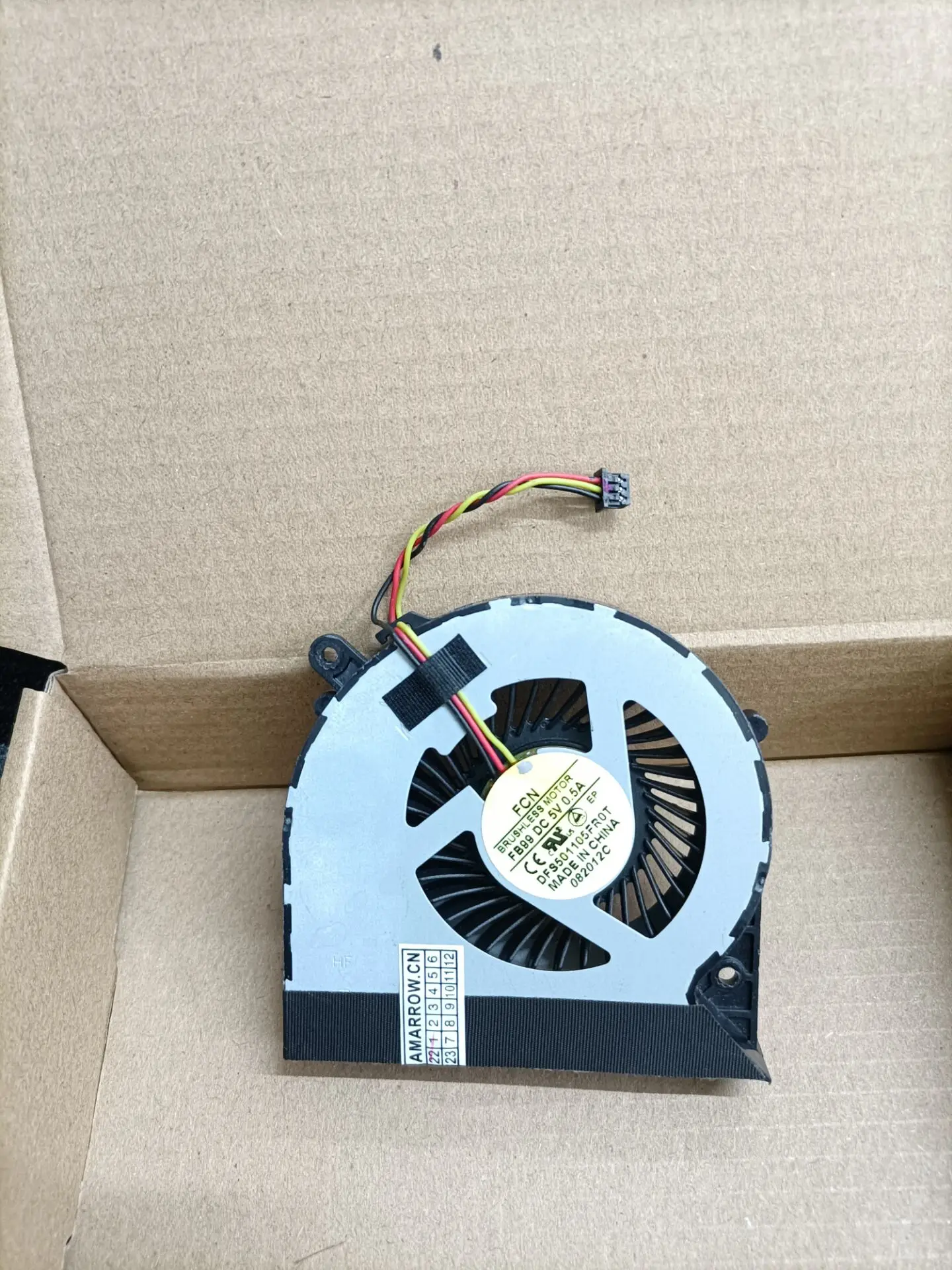 Original Laptop Heatsink Cooling Fan Cpu Cooler for TOSHIBA C850 C855 C870 C875 L850 L870 L870D H000037360