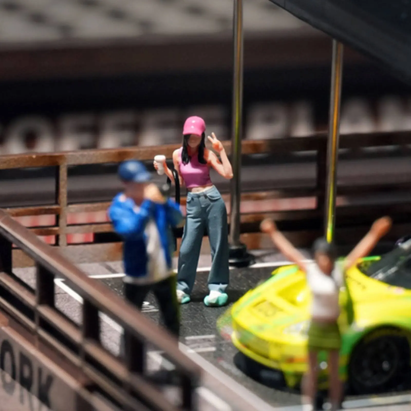 

1:64 Scale Female Figure Highly Detailed Micro Landscape Character Tiny People Model Meticulous Workmanship Tiny Human Model