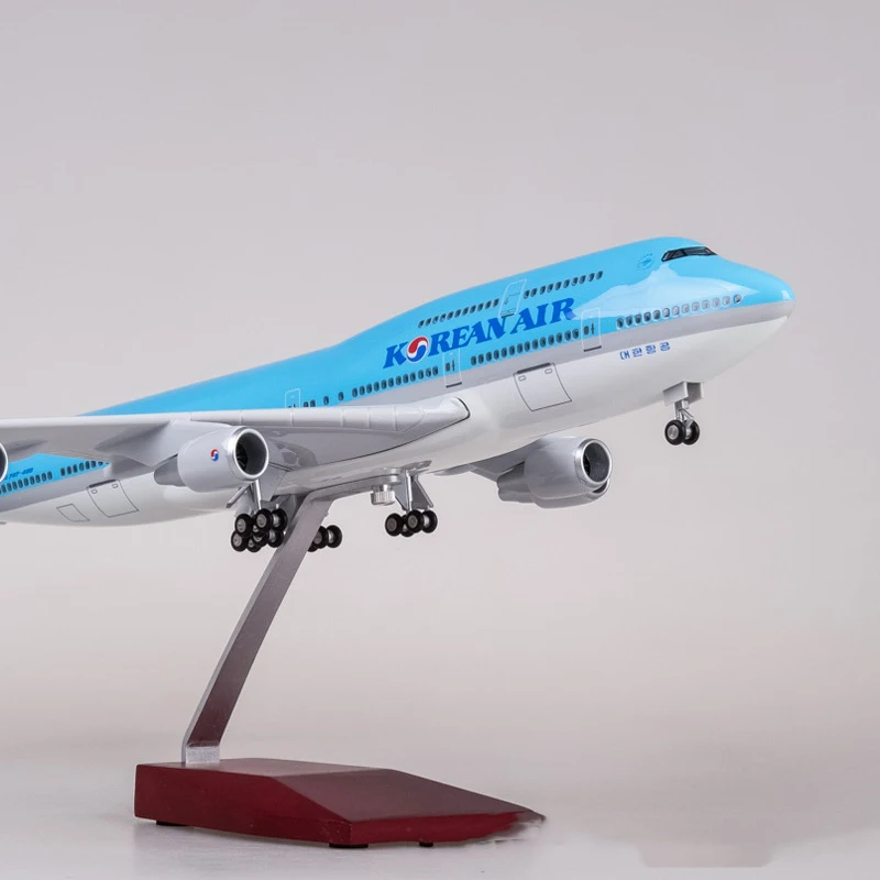 With Wheel Lights Korean Air Airbus 380 Boeing 747 Simulation Civil Aviation Passenger Aircraft Model A380 Collection Memorial