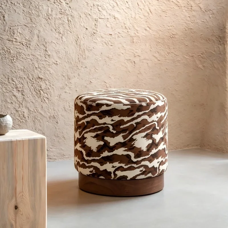 Retro Abstract Zebra Stripe Round Pouf Stool Fluffy Velvet Fabric Thick Foam Cushion Entryway Multi-purpose Ottoman Foot Stool