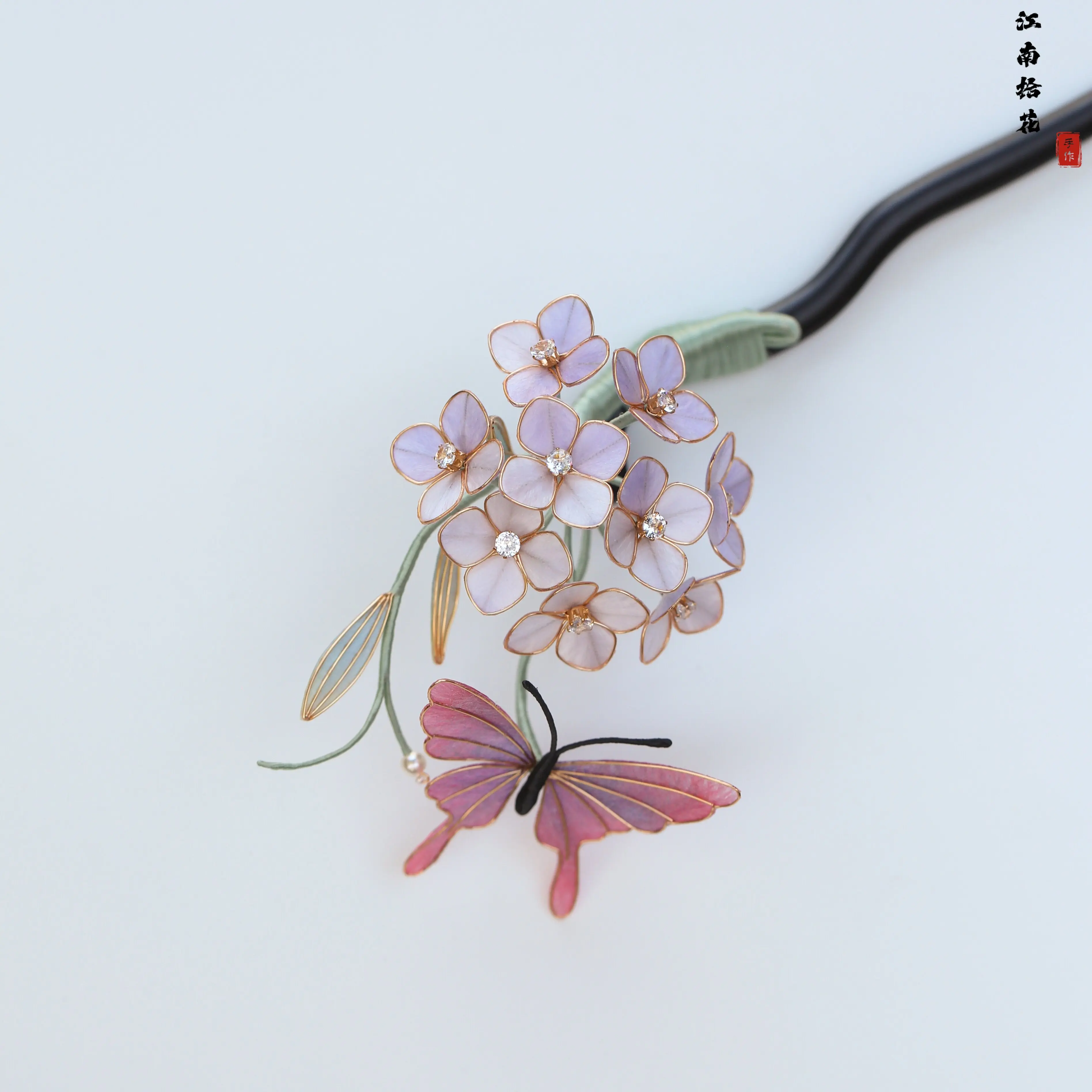 Handmade Intangible Heritage Filigree Hydrangea Butterfly Velvet Sandalwood Hairpin, Hanfu Qipao Updo Accessory