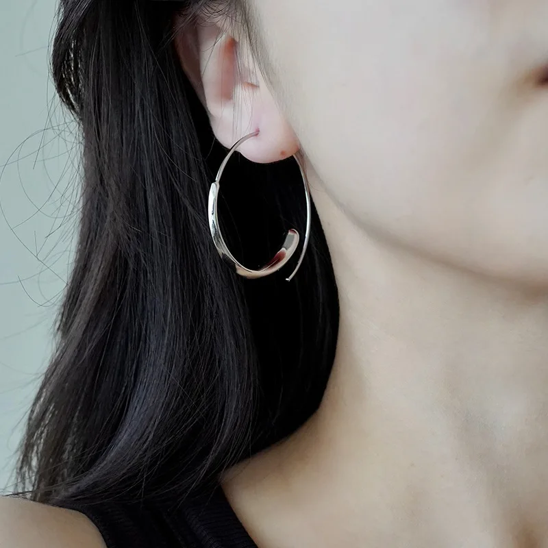 

New Hot Selling 925 Sterling Silver Simple Round Earrings For Women's Fashion Silver Daily Jewelry Holiday Gifts
