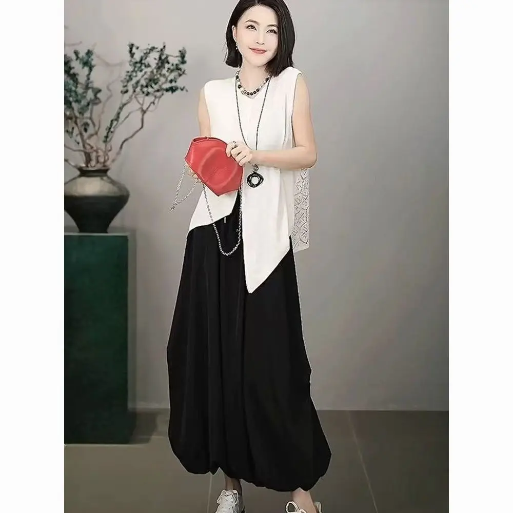 Design Sense French Hollow Irregular Knitted Vest Spring And Summer Vest Versatile Loose Top White Sweater Black