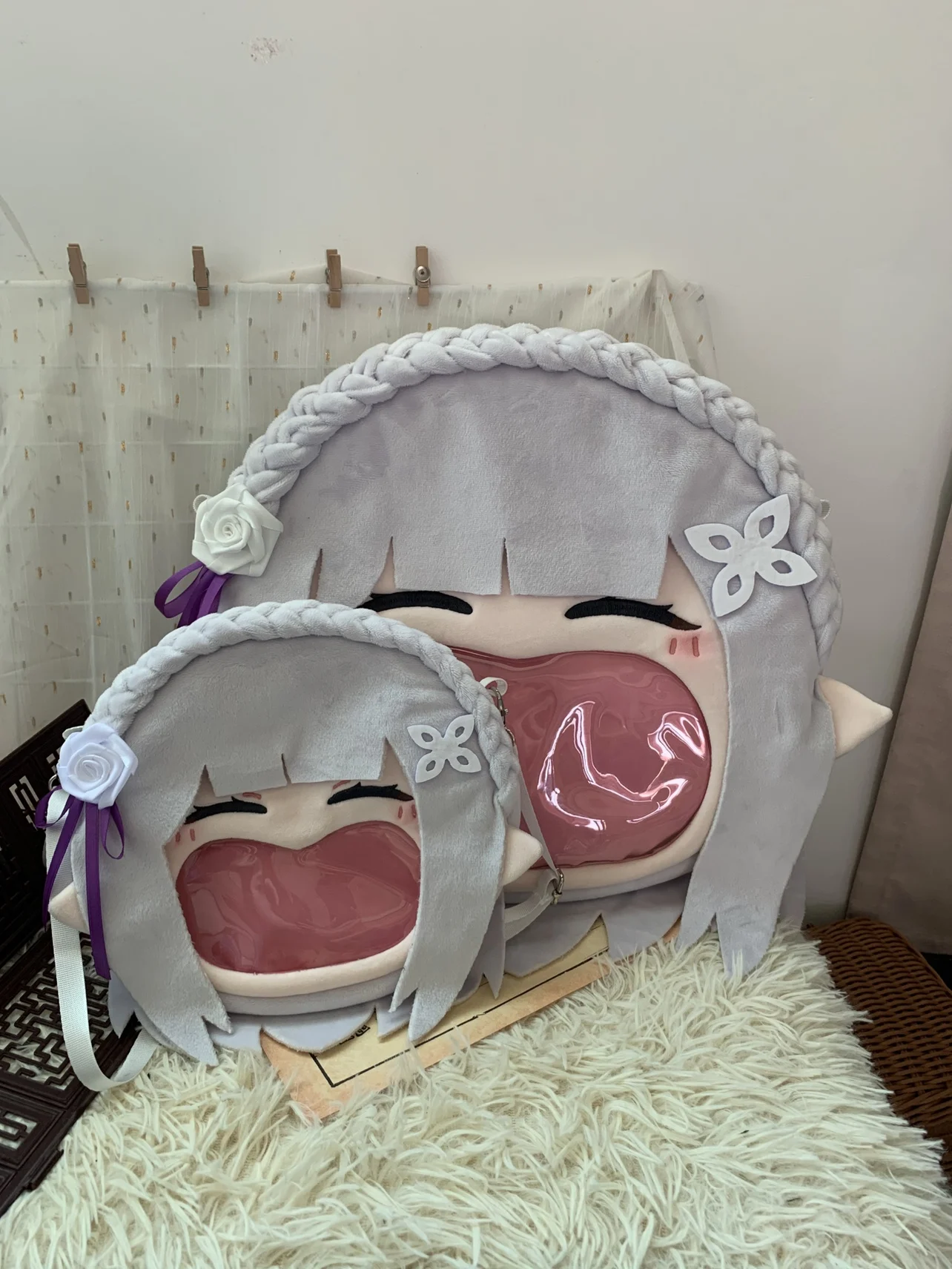エミリアぬいぐるみクロスボディバッグ、ダブルショルダーバッグ、アニメ漫画おもちゃバッグ、男女兼用、re0から始める異世界生活
