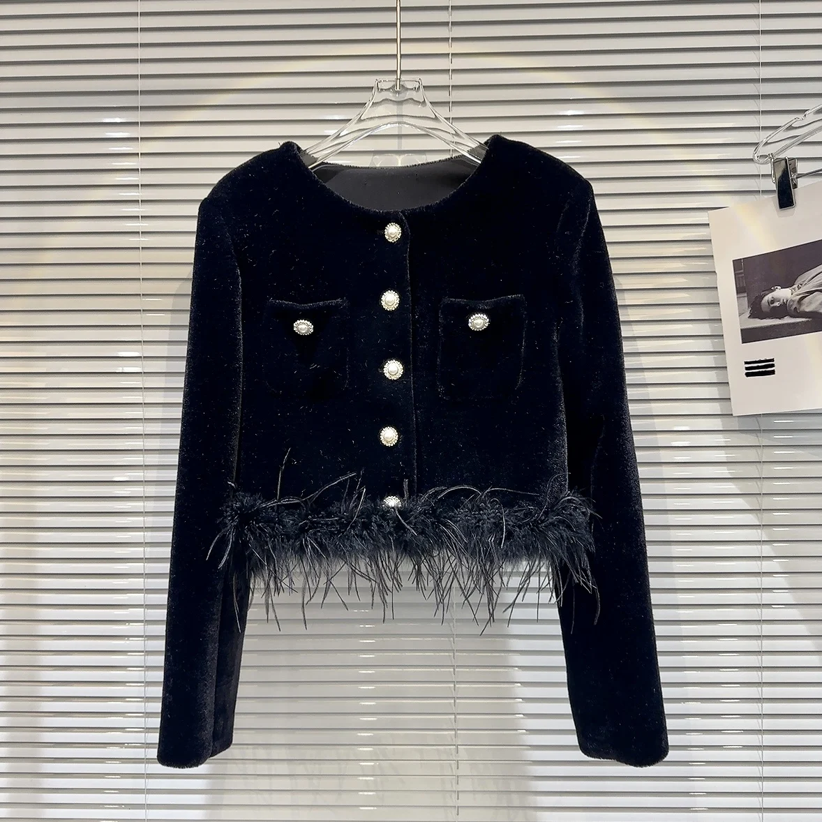 Winter 2025 ort Cotton Blend Velvet Outerwear with Fur Trim Ele Ladylike  Sle round Ne Thiened Straight Cut