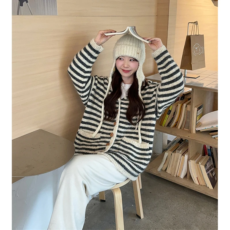 

Harajuku полосатый вязаный кардиган женский модный свитер с капюшоном верхняя одежда корейский большой трикотаж зимние джемперы с длинными рукавами