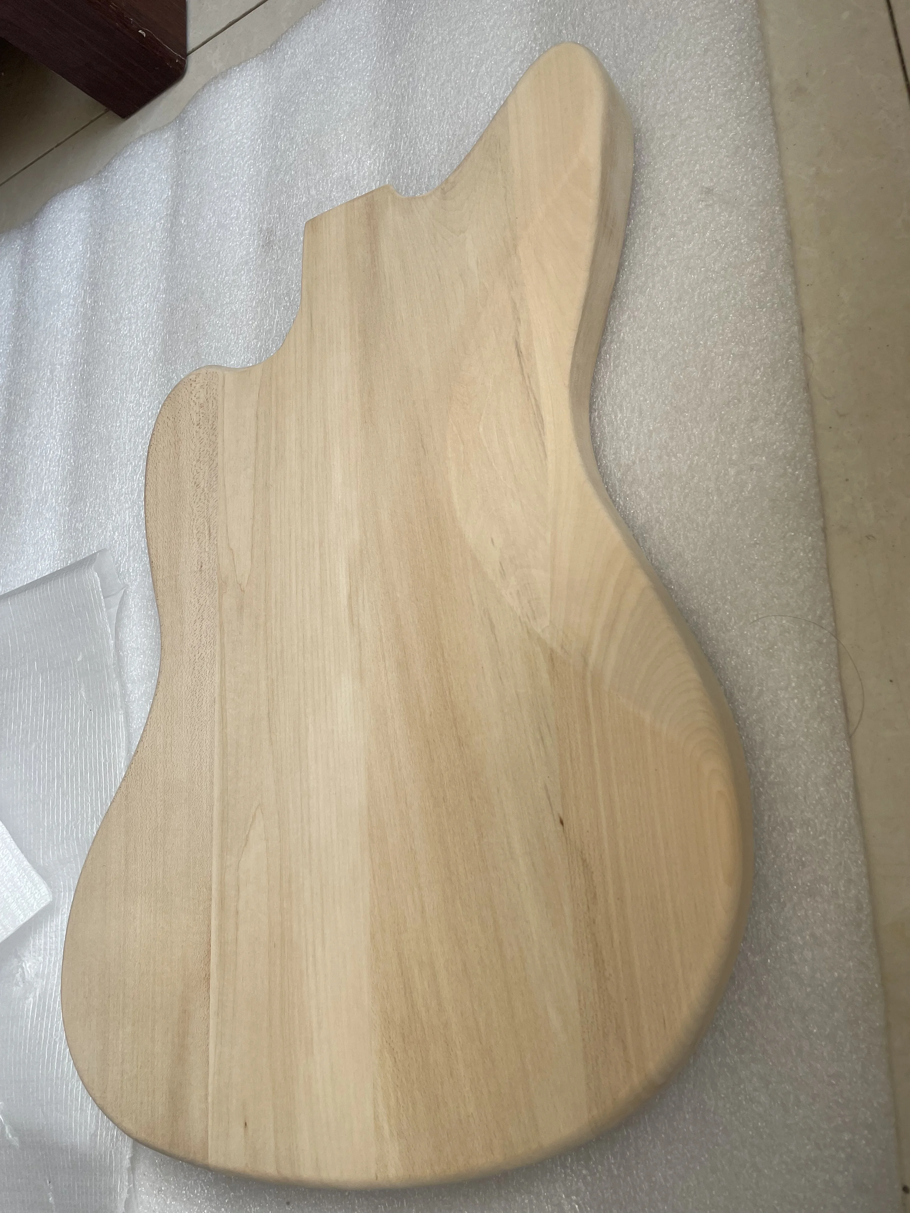 DIY Electric Guitar Body Unfinished Basswood Blank Barrel Replacement, JM Style Guitar Part, with Pickguard High Quality